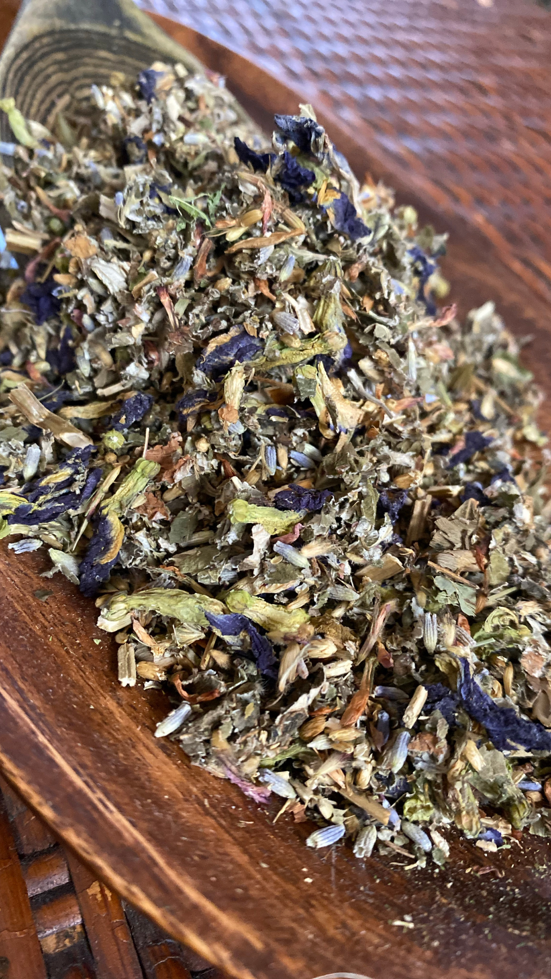 The Maiden - Womb & Hormone Balance Tea | Color-Changing Herbal Blend